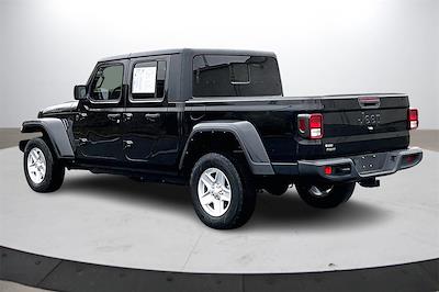 Used 2022 Jeep Gladiator Sport Crew Cab for sale #500293A - photo 2