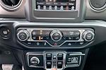 2022 Jeep Gladiator Crew Cab 4WD Pickup for sale #500293A - photo 16