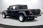 2022 Jeep Gladiator Crew Cab 4WD Pickup for sale #500293A - photo 2