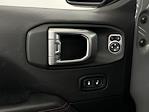 2021 Jeep Gladiator Crew Cab 4x4 Pickup for sale #523982A - photo 23