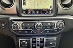 2021 Jeep Gladiator Crew Cab 4WD Pickup for sale #527037A - photo 17