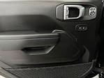 2022 Jeep Gladiator Crew Cab 4x4 Pickup for sale #552386A - photo 21