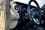 2020 Jeep Gladiator Crew Cab 4x4 Pickup for sale #7LN2301 - photo 17