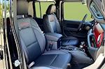 2023 Jeep Gladiator Crew Cab 4WD Pickup for sale #7LN2303 - photo 19