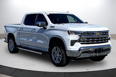 Used 2025 Chevrolet Silverado 1500 - photo 1