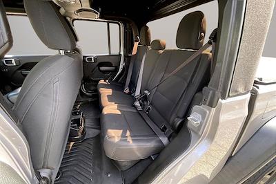 Used 2020 Jeep Gladiator - photo 1