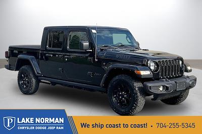 Used 2021 Jeep Gladiator - photo 1