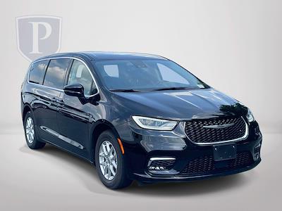 2024 Chrysler Pacifica FWD Minivan for sale #2GA1475 - photo 2