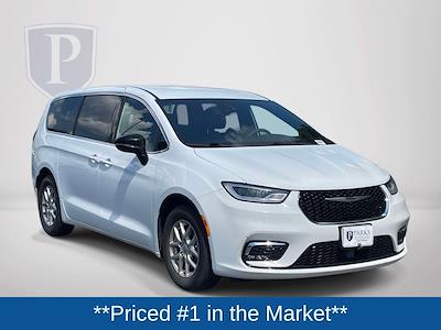 2025 Chrysler Pacifica FWD Minivan for sale #2GA1503 - photo 2