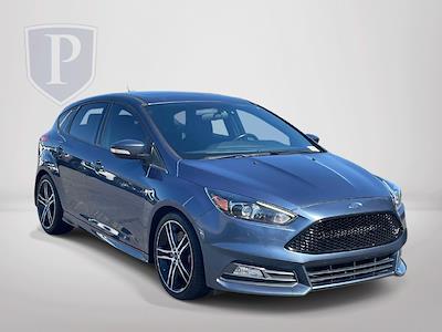 2018 Ford Focus FWD Hatchback for sale #3GA1525A - photo 2