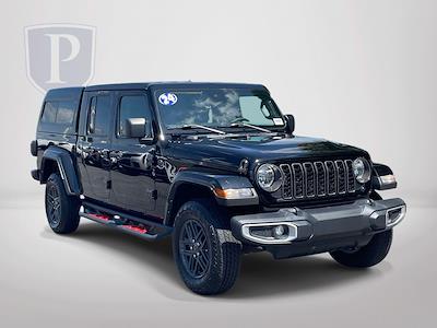 2024 Jeep Gladiator Crew Cab 4WD Pickup for sale #433699A - photo 2