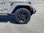 2021 Jeep Gladiator Crew Cab 4x4 Pickup for sale #515162A - photo 12