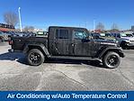 2023 Jeep Gladiator Crew Cab 4WD Pickup for sale #546888A - photo 10