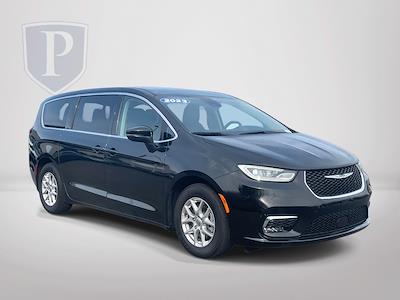 2023 Chrysler Pacifica FWD Minivan for sale #9GA1332 - photo 1
