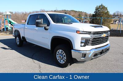 Used 2024 Chevrolet Silverado 2500 - photo 1