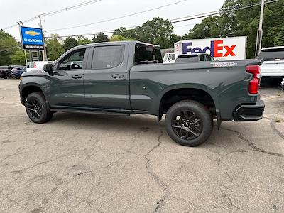 New 2025 Chevrolet Silverado 1500 Trail Boss Crew Cab 4x4 Pickup for sale #25450 - photo 2