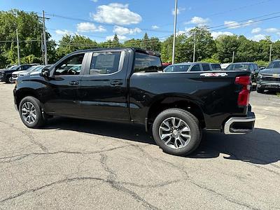 New 2025 Chevrolet Silverado 1500 LT-L Crew Cab 4x4 Pickup for sale #25478 - photo 2