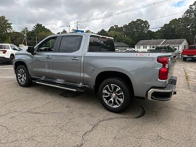 New 2025 Chevrolet Silverado 1500 LT Crew Cab 4x4 Pickup for sale #26040 - photo 2