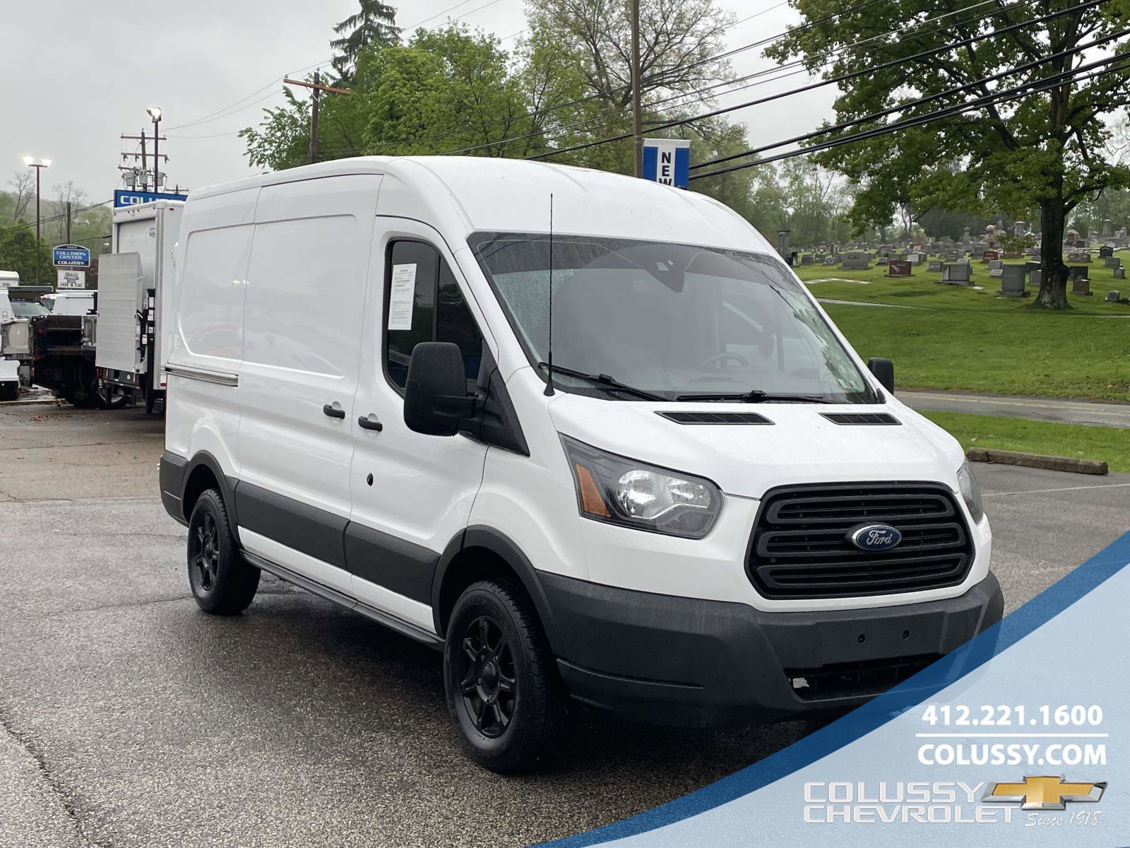 Used 2017 Ford Transit 250 - photo 1