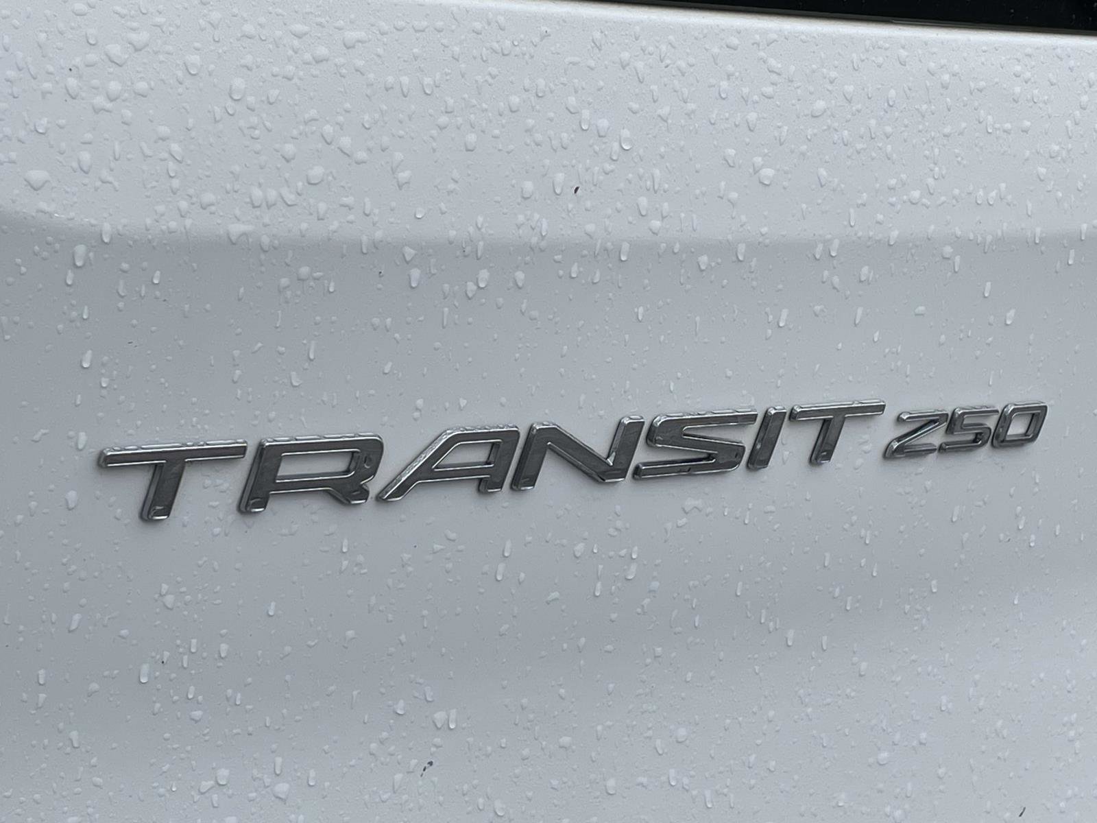 Used 2017 Ford Transit 250 - photo 12