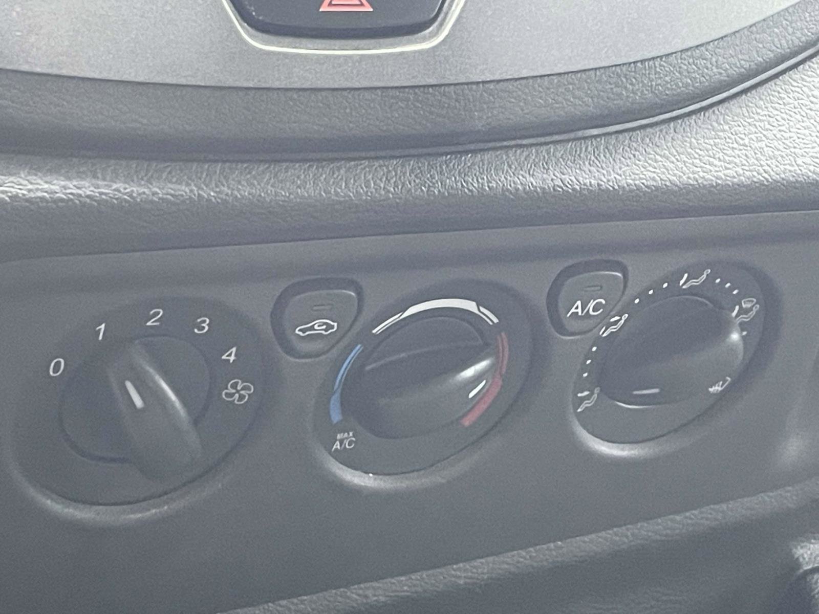 Used 2017 Ford Transit 250 - photo 27