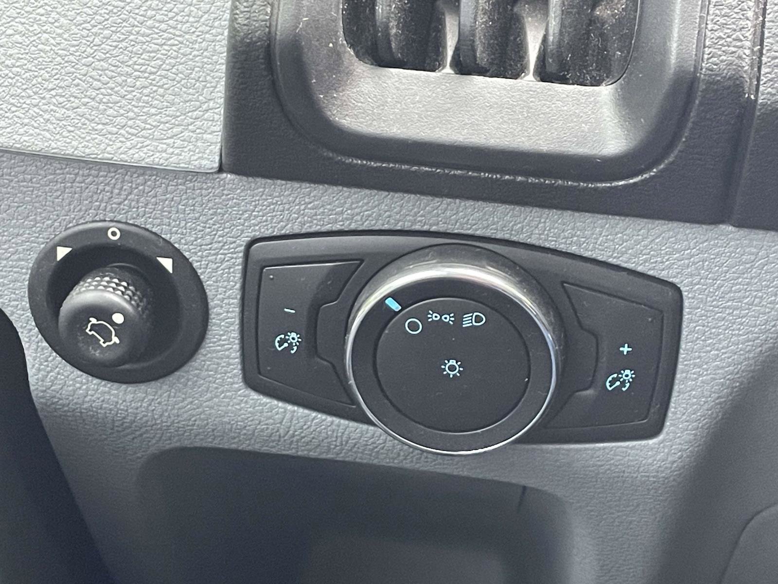 Used 2017 Ford Transit 250 - photo 31