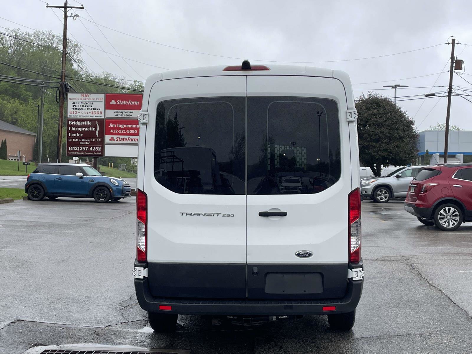 Used 2017 Ford Transit 250 - photo 6