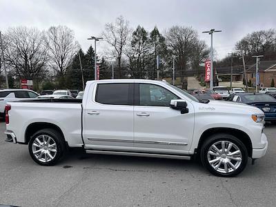 Used 2025 Chevrolet Silverado 1500 - photo 1