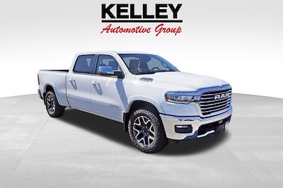 Used 2025 Ram 1500 - photo 1