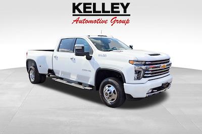 Used 2020 Chevrolet Silverado 3500 - photo 1