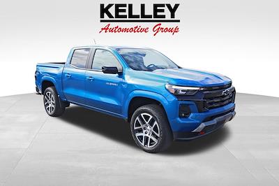 Used 2024 Chevrolet Colorado - photo 1