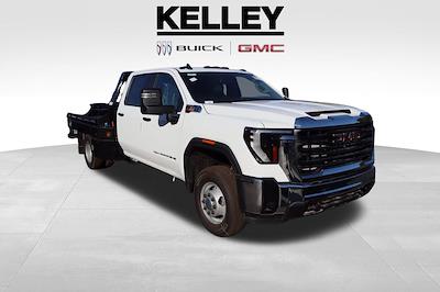 New 2025 GMC Sierra 3500 Pro Crew Cab 4x4 Flatbed Truck for sale #F251147 - photo 1