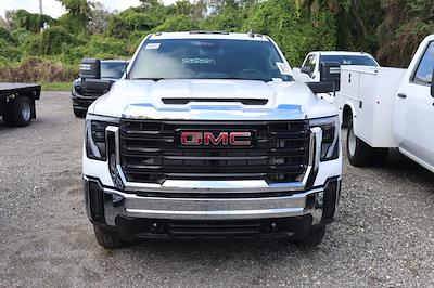 New 2025 GMC Sierra 3500 Pro Crew Cab 4x4 9' 6" Knapheide Steel Flatbed Truck with Gooseneck Hitch for sale #F251162 - photo 2
