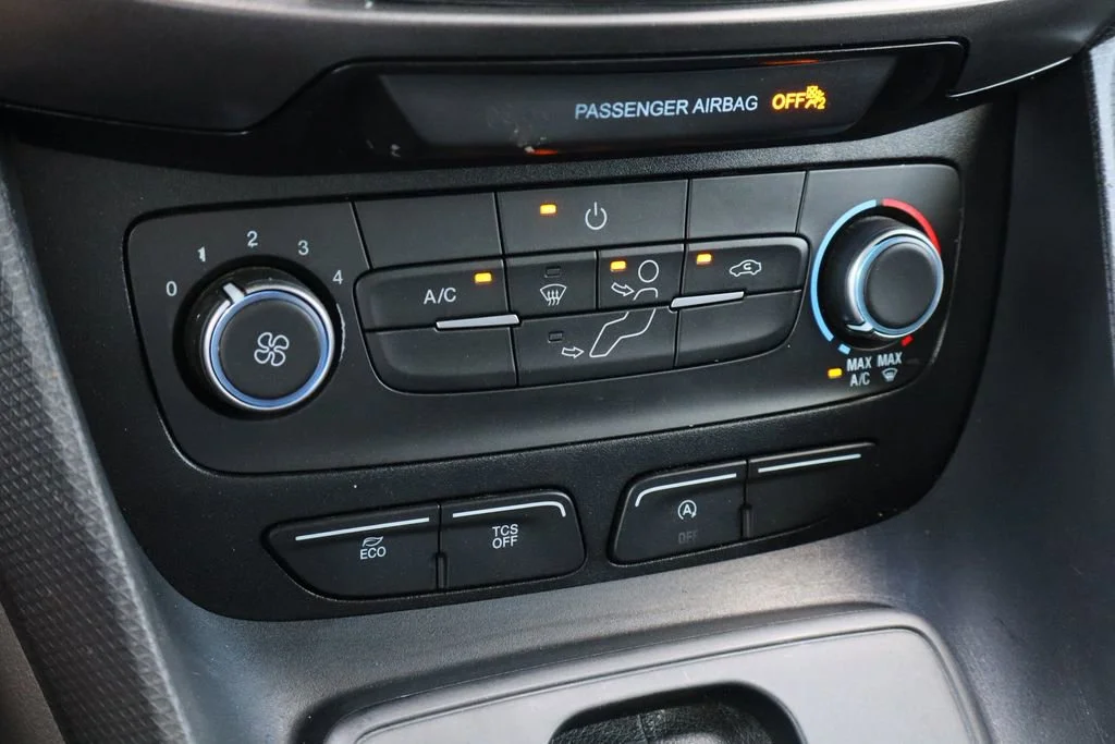 Used 2022 Ford Transit Connect - photo 18