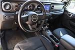 2022 Jeep Gladiator Crew Cab 4x4 Pickup for sale #R25171A - photo 11