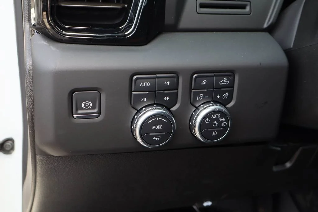 Used 2025 GMC Sierra 2500 - photo 14