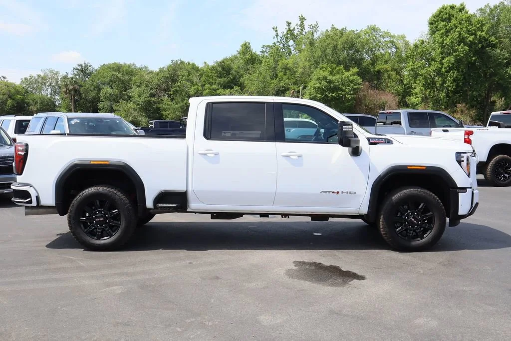 Used 2025 GMC Sierra 2500 - photo 12