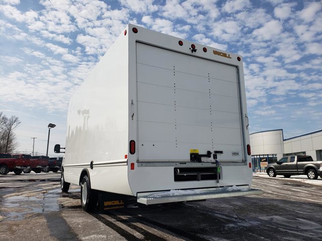 New 2026 Ford E-450 - photo 5