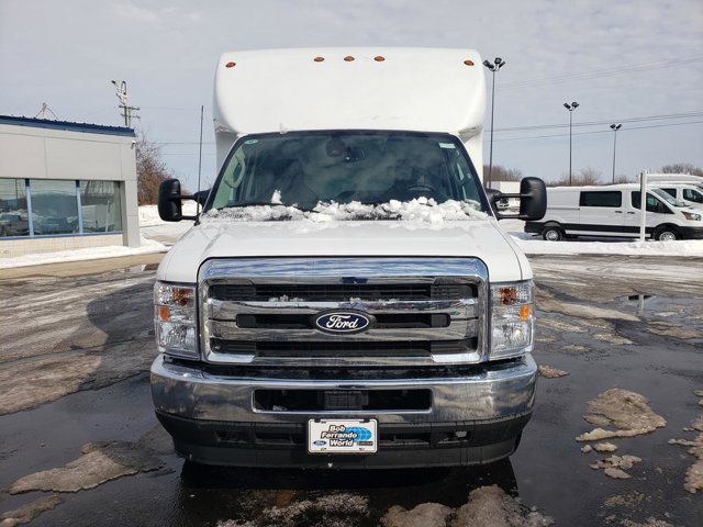 New 2026 Ford E-450 - photo 10