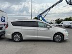 2021 Chrysler Pacifica FWD Minivan for sale #RD15069 - photo 2