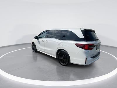 Used 2025 Honda Odyssey - photo 1