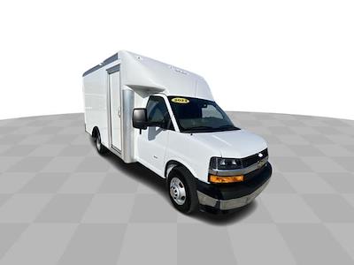 Used 2022 Chevrolet Express 3500 Base RWD Box Van for sale #110957F - photo 1