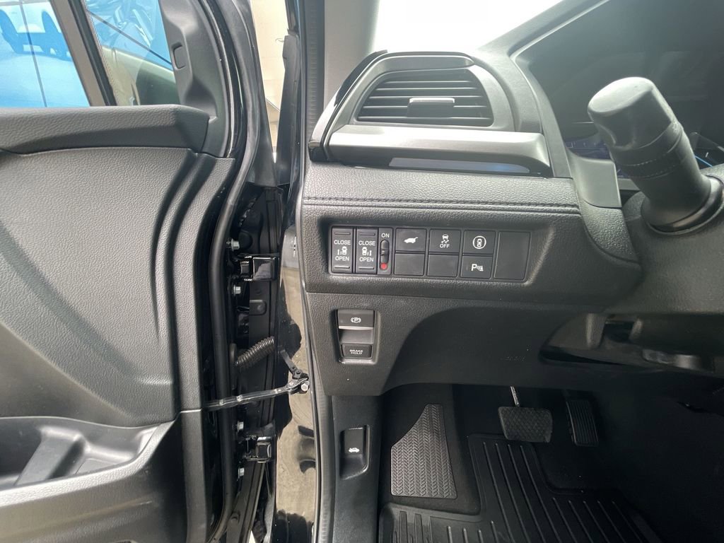 Used 2023 Honda Odyssey - photo 19