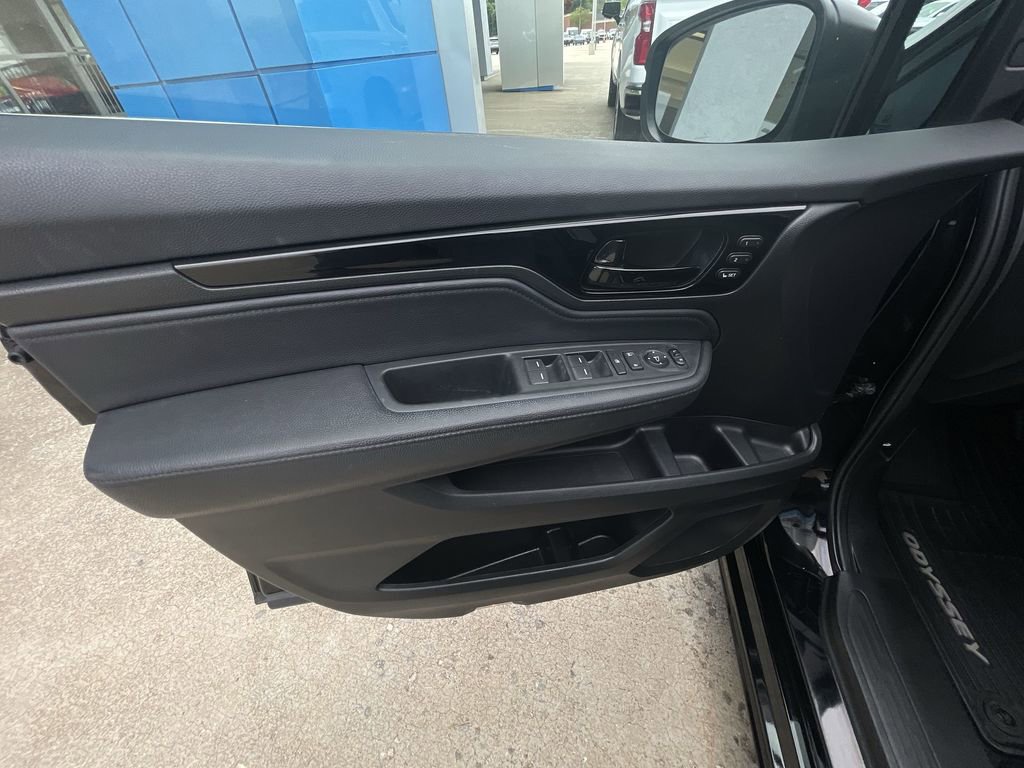 Used 2023 Honda Odyssey - photo 24