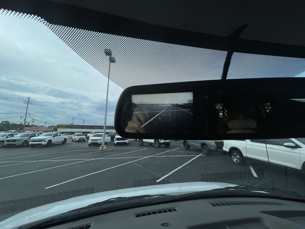 Used 2025 GMC Savana 2500 - photo 16