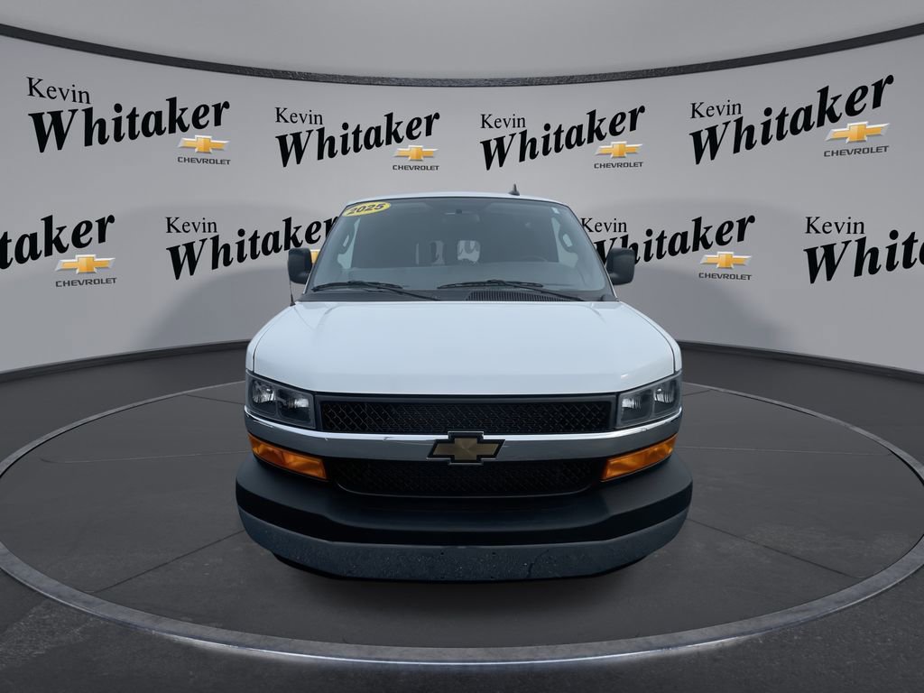 Used 2025 Chevrolet Express 2500 - photo 5