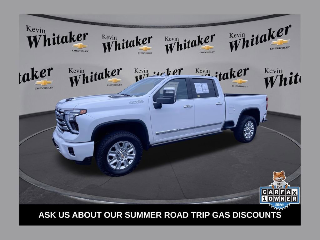 Used 2025 Chevrolet Silverado 2500 - photo 1