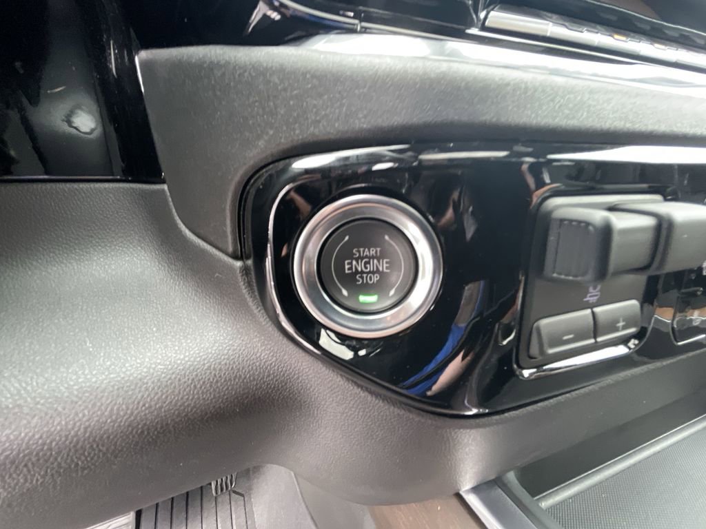 Used 2025 Chevrolet Silverado 2500 - photo 18
