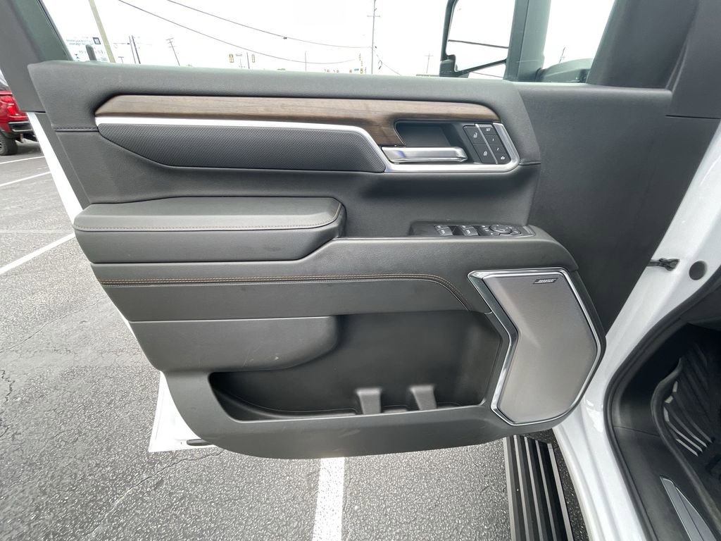 Used 2025 Chevrolet Silverado 2500 - photo 24