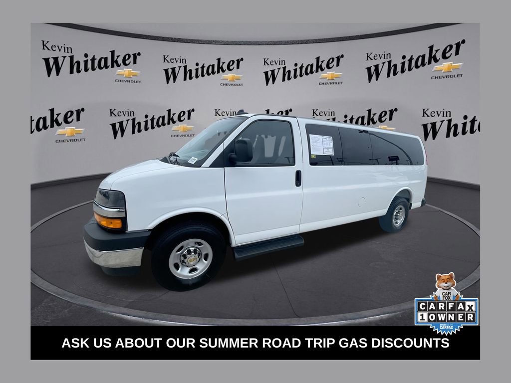 Used 2025 Chevrolet Express 3500 - photo 5